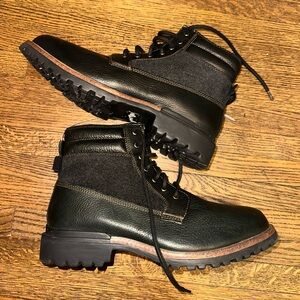 Levi's Black Rugged Sole Boots Wool and Pleather